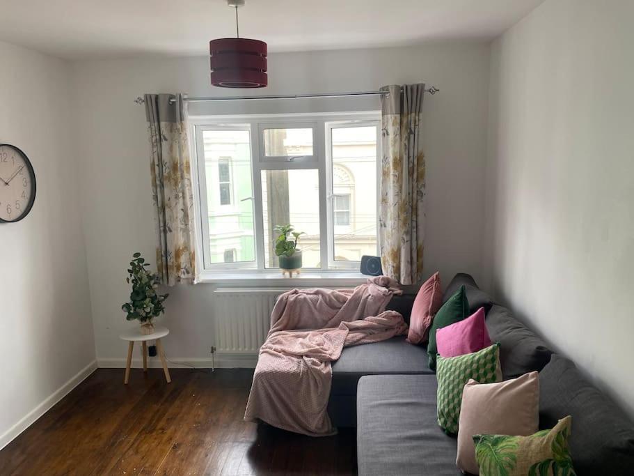 Brighton New Apartment Free Parking Sleeps 6 외부 사진