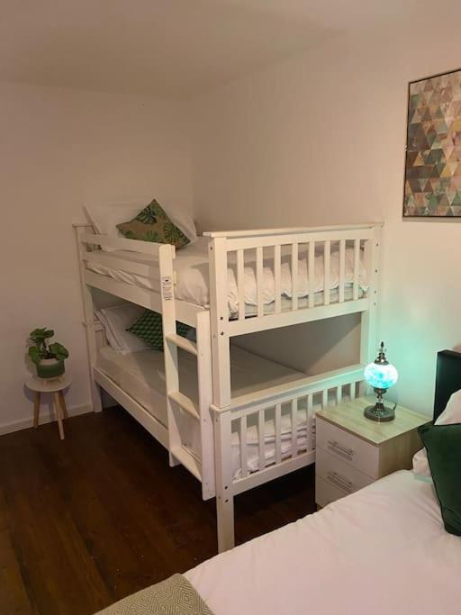 Brighton New Apartment Free Parking Sleeps 6 외부 사진